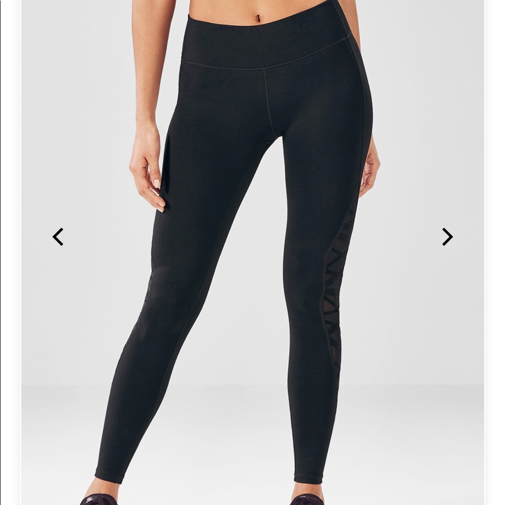 NWT Fabletics Salar Mesh Powerhold Leggings